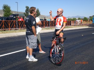 Levi Leipheimer chatting with Santiago Botero before Stage 2 start, 2011 Tour of Utah (Mary Topping)