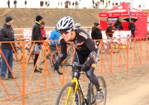 Kristin Weber chasing in lap 2 to keep her Colorado Cross Cup lead, at 2012 States