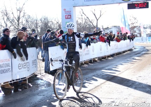 Katie Compton wins her 9th national championship