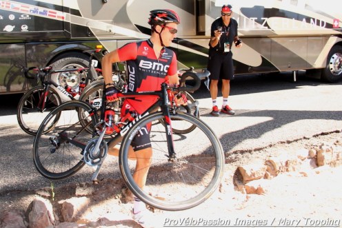 Julien Taramarcaz shows off his cyclocross skills