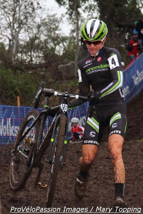 Rachel Lloyd falls on a descent and Kaitie Antonneau flies away