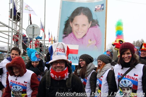 Katerina Nash fans at 2014 cyclocross world championships. Note the fan photo bomb at right.